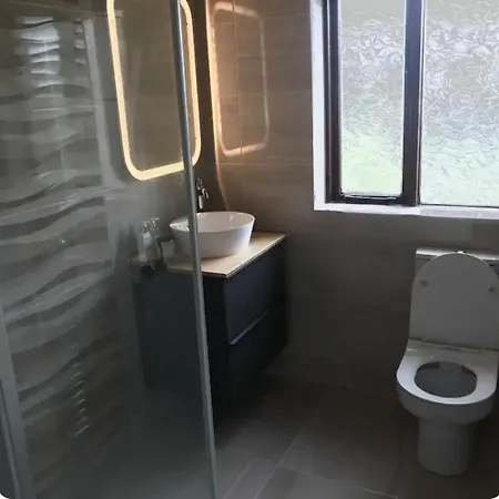 3 Bedroom Renovated 度假居